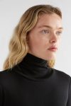 A0785_B-Merino-Long-Sleeve-Skivvy-BLACK_4_a407f0f6-aa59-4033-8636-4c63777e8ffa