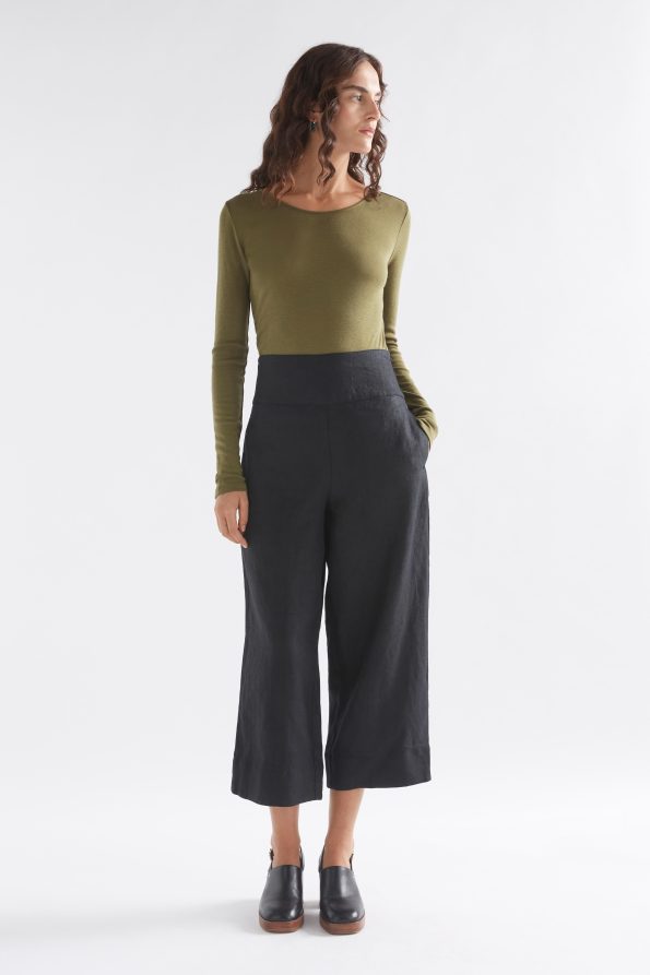 A1081-Z-Merino-Long-Sleeve-Top-OLIVE-6_18a2453a-801d-44b4-90a5-59172ac60f4a