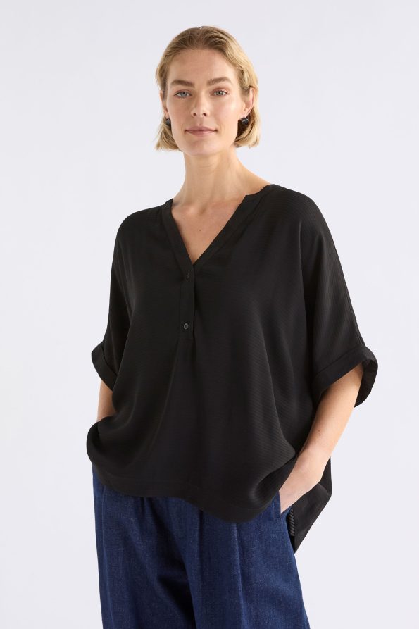 A1312-B-Omia_Top_BLACK-3